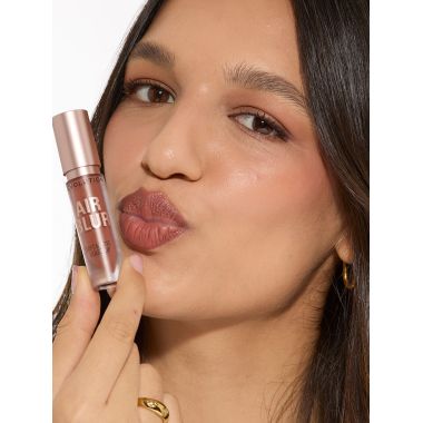 Makeup Revolution: Air Blur Matte Liquid Lipstick Fawn