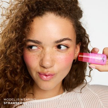 Makeup Revolution: Jelly Blush Stick Lip and Cheek Stain Strawberry Pink