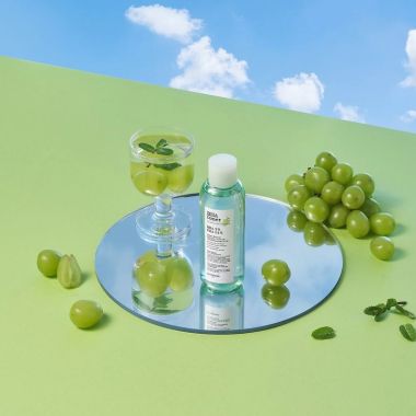 Skinfood: Shine Muscat Bha Toner200Ml