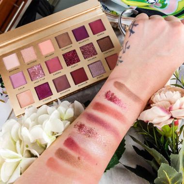 Revolution Pro: New Neturals Shadow palette