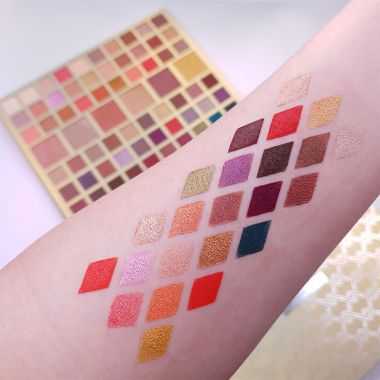 XX Revolution: SHADOW PALETTE XXPLOSION