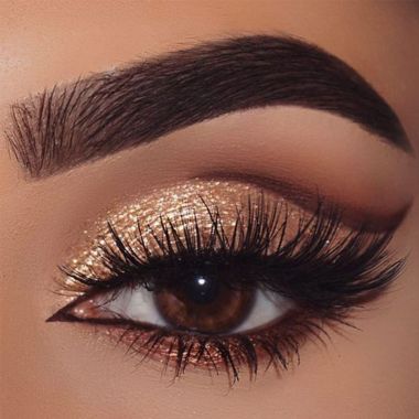 Revolution Pro: 24 k Gold Eyeshadow Palette