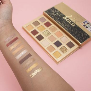 Revolution Pro: 24 k Gold Eyeshadow Palette