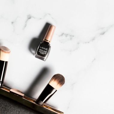 Lakme: Ultimate Glam Eye Liner