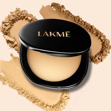 Lakme: Ultimate Glam Compact