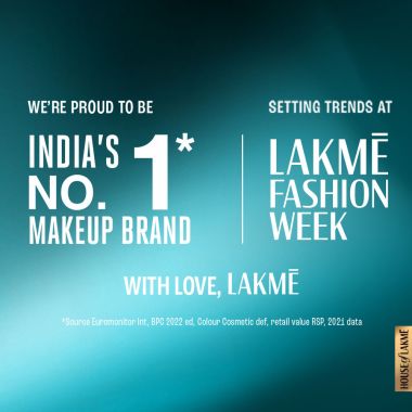Lakme: 9 to 5 Eyeconic Curling Mascara