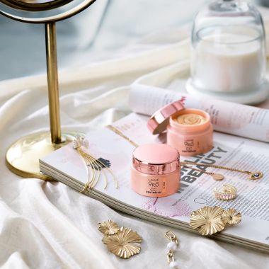 Lakme: 9 to 5 CC Mousse