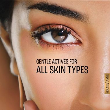 Lakme: Lumi Smooth AHA+BHA+PHA+B3 cream 50G