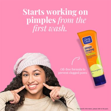 Clean & Clear: Pimple Clearing Face Wash 80gm