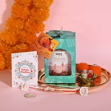 MOS Bakery: Rakhi Green Single Gift Box Apple Cinnamon cookies