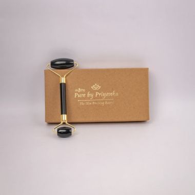 Pure by Priyanka: Black Obsidian Facial Roller - 63.8 gm
