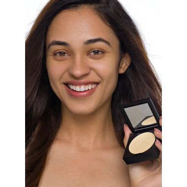 Sugar Cosmetics : Powder Play - Banana Compact - 6gm