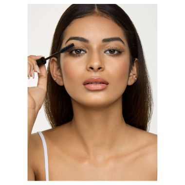 Sugar Cosmetics : Lash Of The Titans - Volumizing Mascara - 01 Black With A Bang (Black Mascara) - 5ml