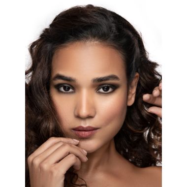 Sugar Cosmetics : Cosmetics Kohl Of Honour Intense Kajal - 01 Black Out (Single Blister) - 0.25gm