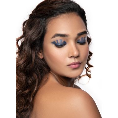 Sugar Cosmetics : Kohl Of Honour - Intense Kajal - 04 True Blue (Blue Kajal) - 0.25gm