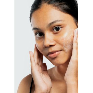 Minimalist: Oat Extract 06% Gentle Cleanser - 120ml