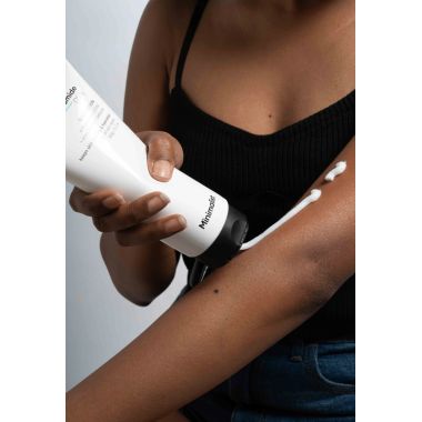 Minimalist: Niacinamide 05% Body Lotion - 180gm