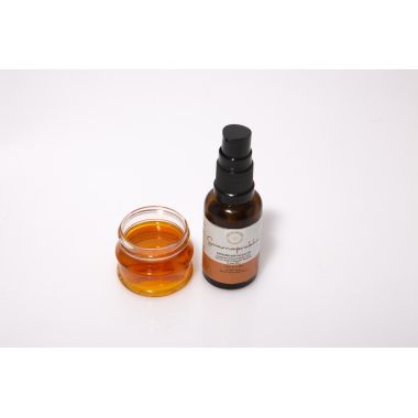 Pure by Priyanka: Swarnprabha Antioxidant Facial Oil - 30 ml