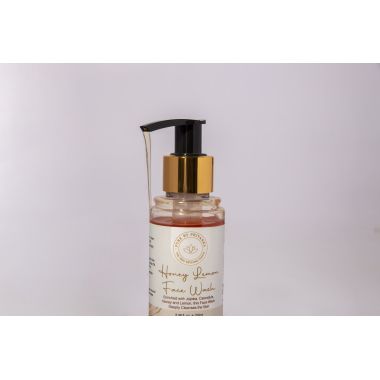 Pure by Priyanka: Honey & lemon Face wash - 100 ml