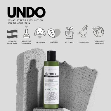 Detoxie: Anti-Dandruff & Flake Relief Capsicum Shampoo - 200 ml