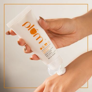 Plum: Plum Chamomile & White Tea SheerMatte Day Cream SPF50