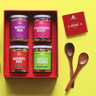Omay Foods: Healthy Delights Gift Box
