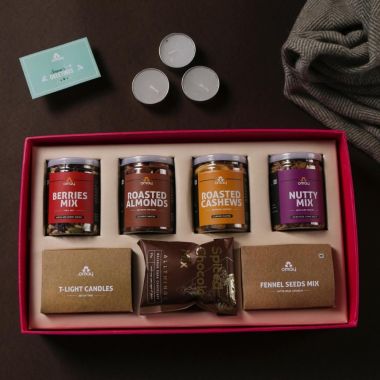 Omay Foods: Royal Treats Gift Box