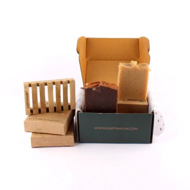 Earthhium: Turmeric & Red Sandalwood with Bamboo Soap Dish