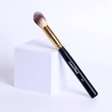 Wearified: Face Makeup Brush 01