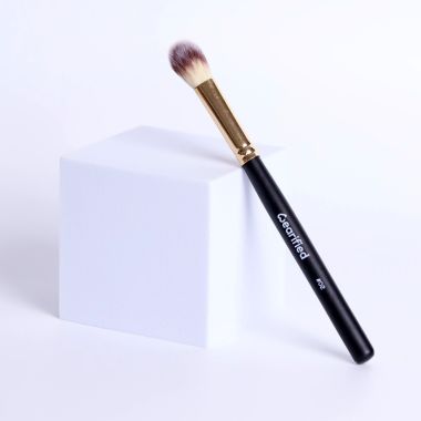 Wearified: Face Makeup Brush 02