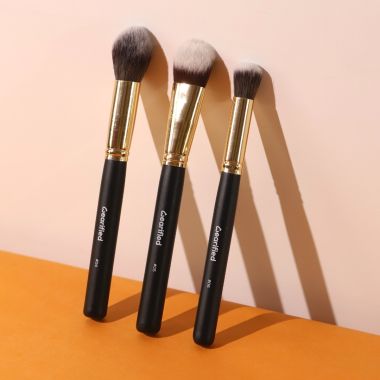 Wearified: Absolute Essentials Makeup Brushes - Set Of 3 for Face Base