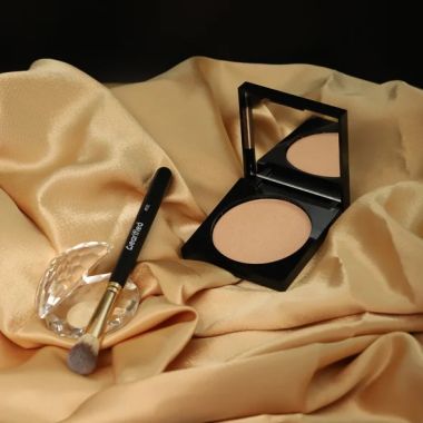 Wearified: Golden Hour Glow Highlighter - Citrine + Brush 02 Value Set
