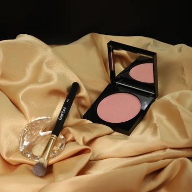 Wearified: Golden Hour Glow Highlighter - Morganite + Brush 02 Value Set