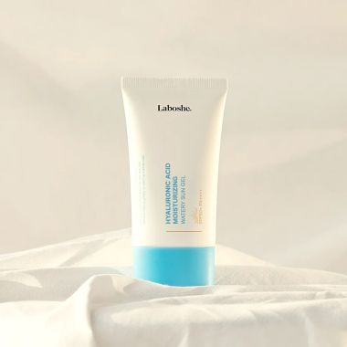 Laboshe: Hyaluronic Acid Moisturizing Watery Sun Gel - 50gm