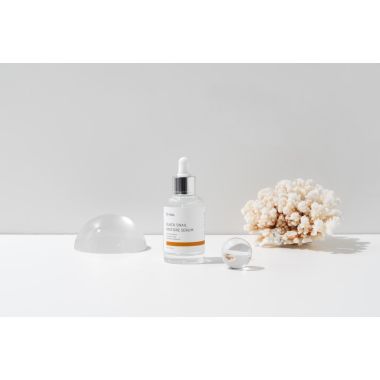 iUNIK: Black Snail Restore Serum - 50ml