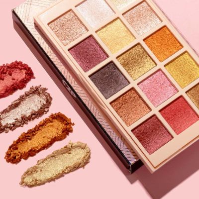 C2P Pro: Pro Pathfinder 15 Color Eye Shadow Palette  Cherry Fuzz 04