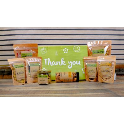 Foodcloud: Gratitude Gift Treats Hamper - Pack of 8
