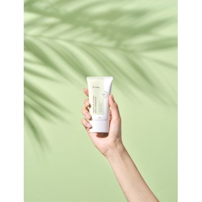iUNIK: Centella Calming Daily Sunscreen SPF 50+ PA++++ - 60ml