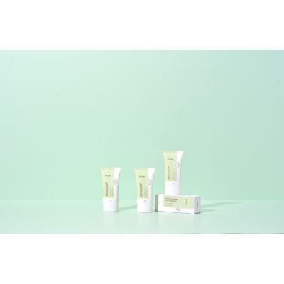 iUNIK: Centella Calming Daily Sunscreen SPF 50+ PA++++ - 60ml