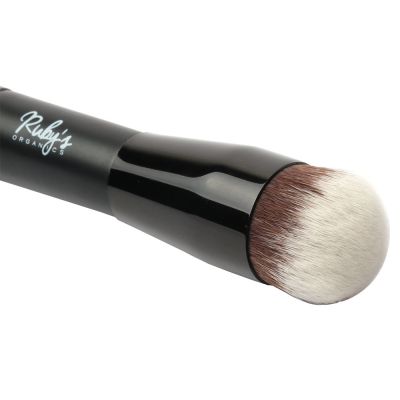Ruby's Organics: Dual Ended Blush + Foundation Brush