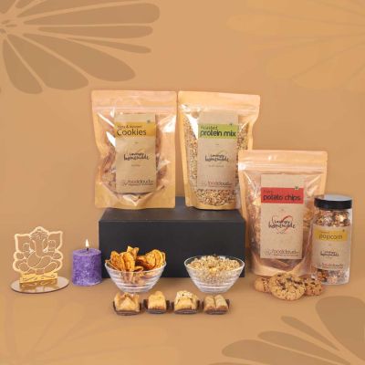 Foodcloud: Love N light Diwali Goodies Box