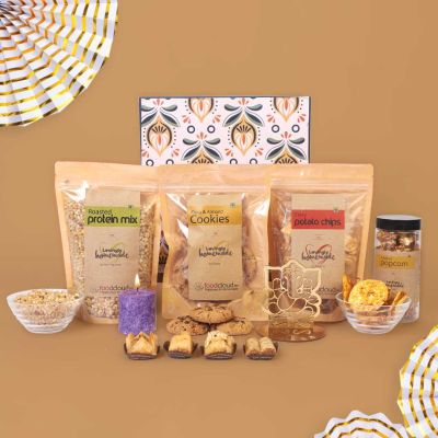 Foodcloud: Love N light Diwali Goodies Box