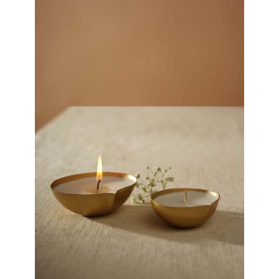 Tann Trim: The Gold Diya- Set of 2