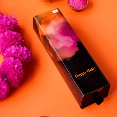 Kokomae: Festive Feasts: Holi Slim Chocolate Hampers with 25 Bite Sized Chocolates