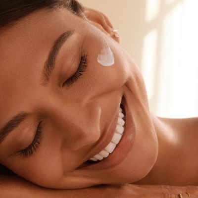 Sulwhasoo: Mini Essential Comfort Firming Cream- 5ml