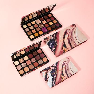 Makeup Revolution: Forever Flawless Allure