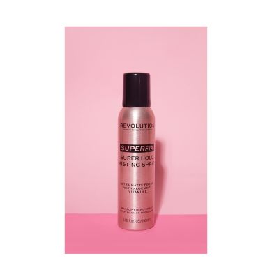 Makeup Revolution: Super Fix Misting Spray