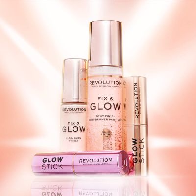 Makeup Revolution: Fix & Glow Fixing Spray Makeup Revolution: Fix & Glow Fixing Spray