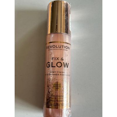 Makeup Revolution: Fix & Glow Fixing Spray Makeup Revolution: Fix & Glow Fixing Spray
