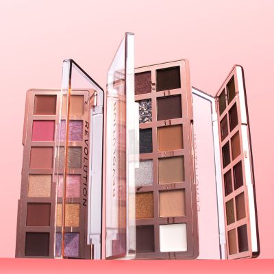 Makeup Revolution: The Enchanted Icon Palette